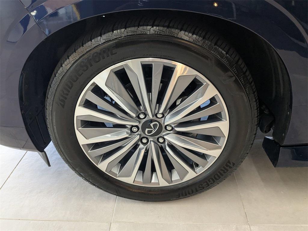 used 2025 INFINITI QX80 car, priced at $78,850