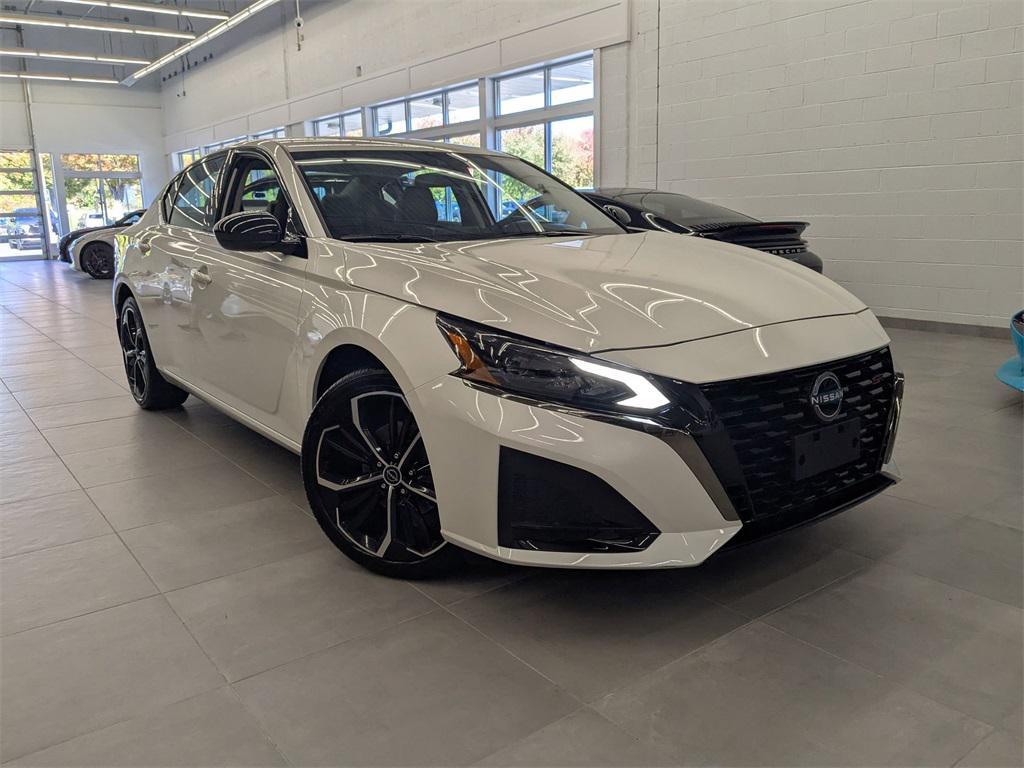 used 2023 Nissan Altima car, priced at $21,900