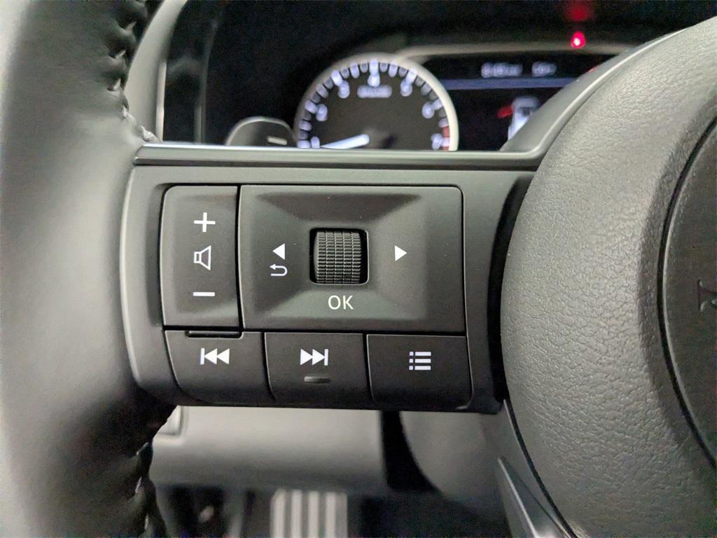 new 2025 Nissan Pathfinder car, priced at $44,260