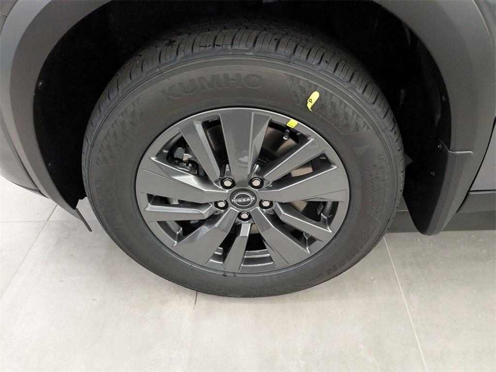 new 2025 Nissan Pathfinder car, priced at $44,260