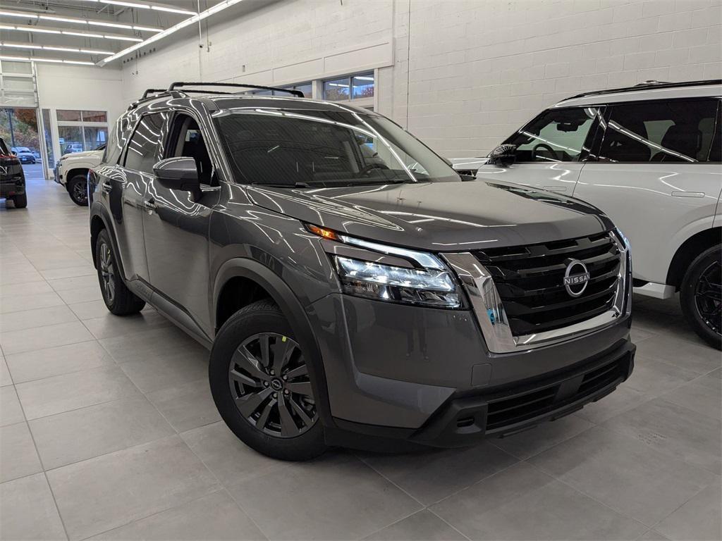 new 2025 Nissan Pathfinder car, priced at $44,260
