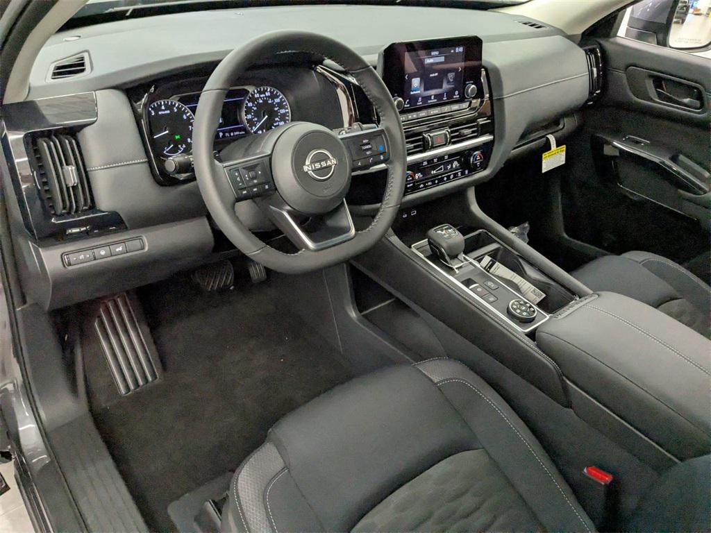 new 2025 Nissan Pathfinder car, priced at $44,260
