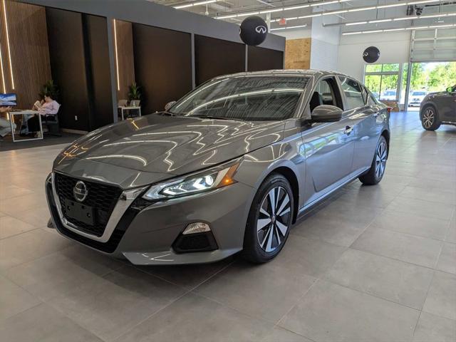 used 2022 Nissan Altima car, priced at $22,254