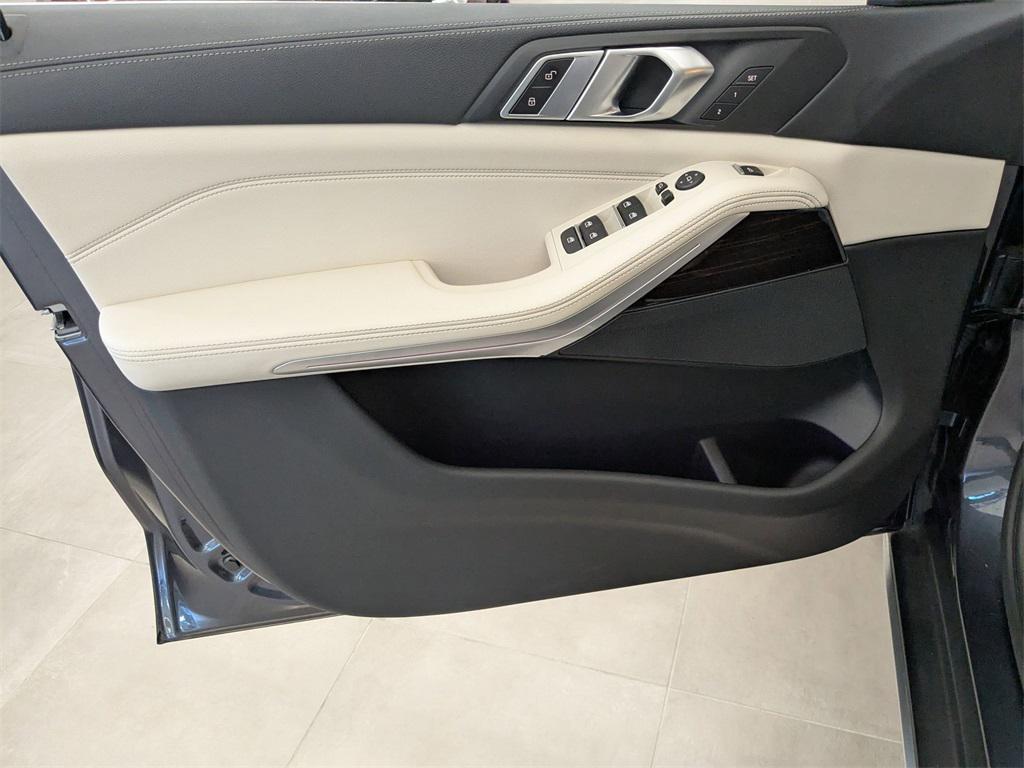 used 2021 BMW X5 car, priced at $36,900
