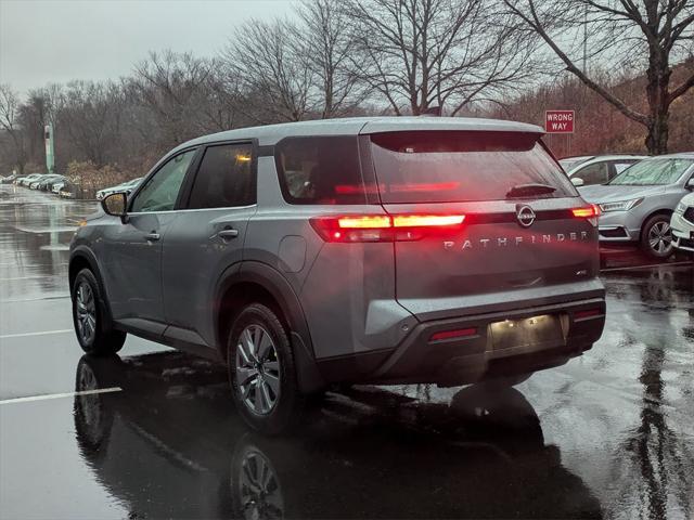 new 2024 Nissan Pathfinder car, priced at $40,480