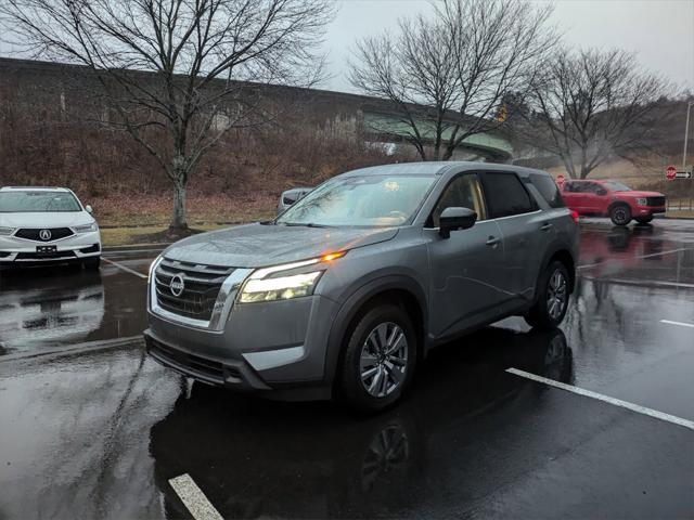 new 2024 Nissan Pathfinder car, priced at $40,480