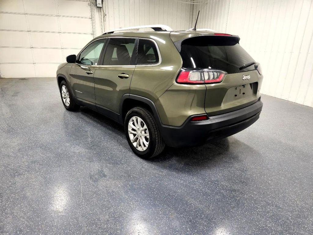used 2019 Jeep Cherokee car