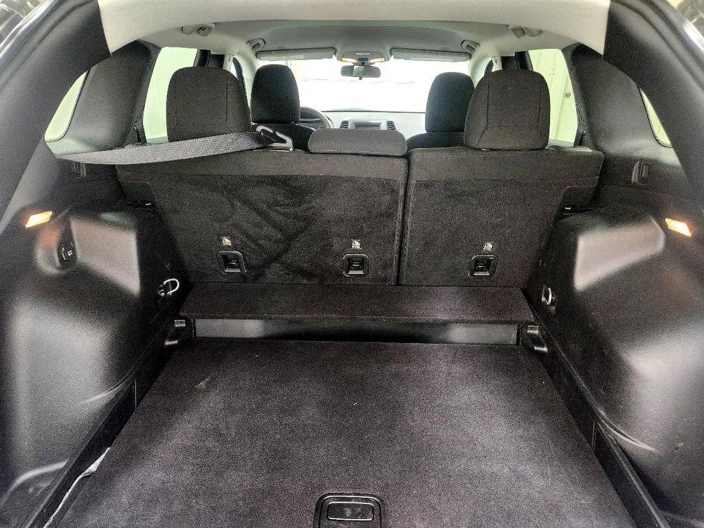 used 2019 Jeep Cherokee car