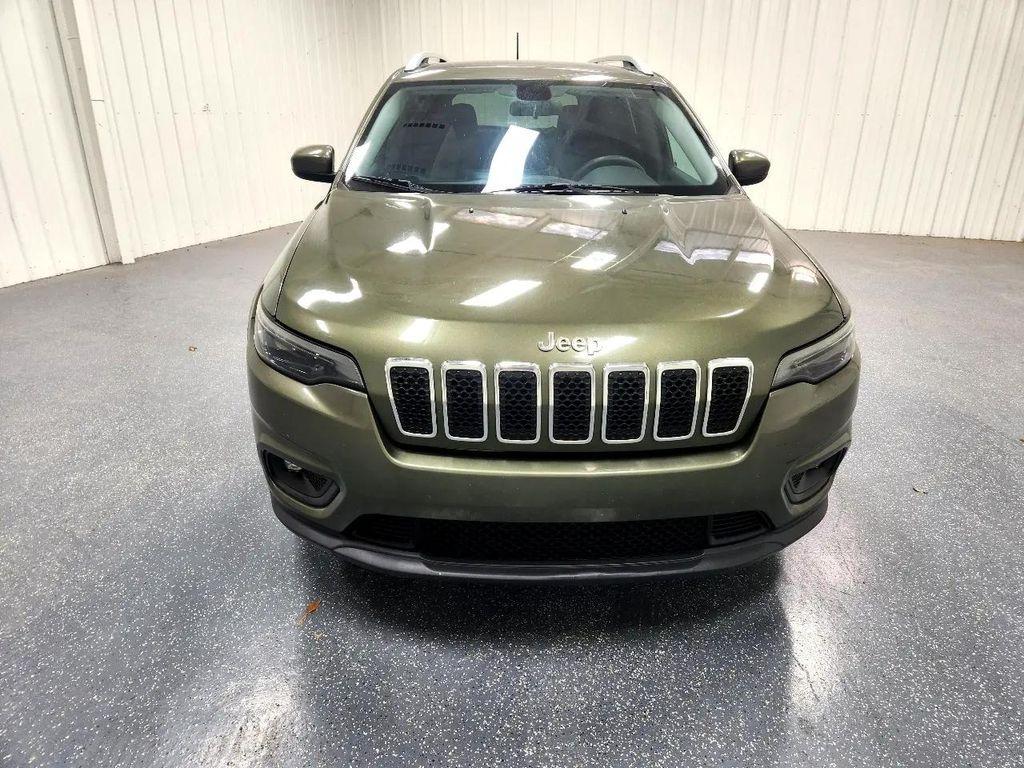 used 2019 Jeep Cherokee car