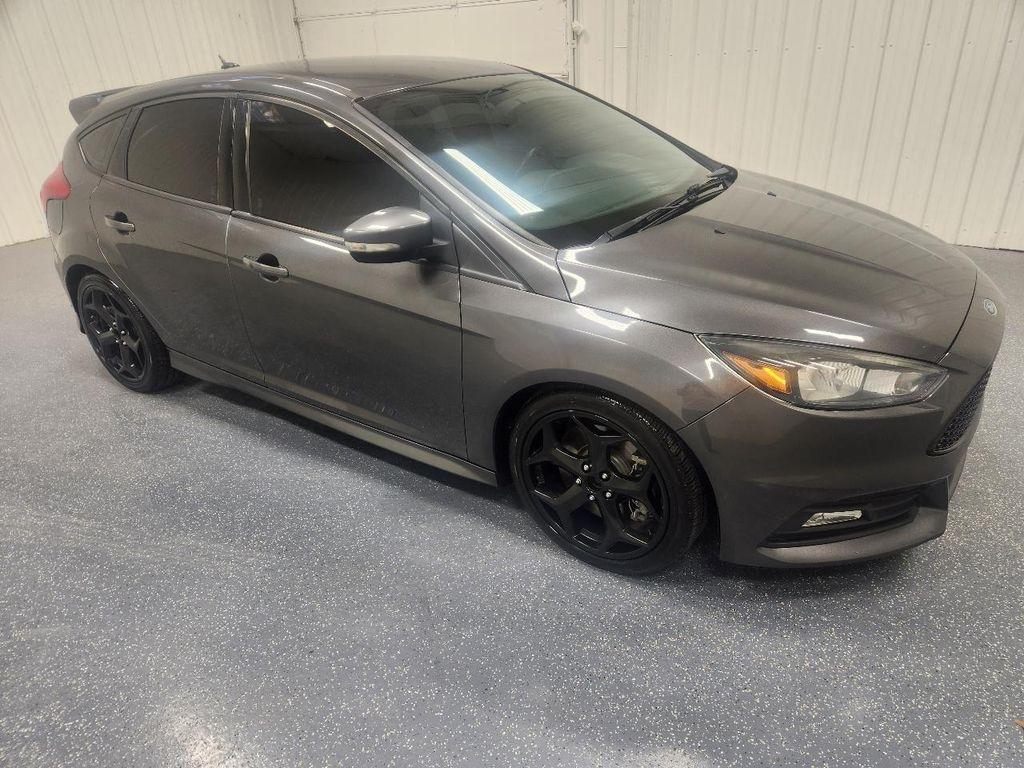 used 2018 Ford Focus ST car