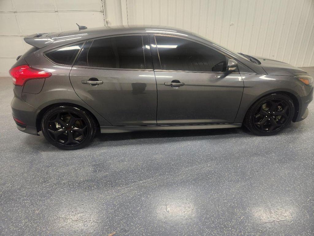 used 2018 Ford Focus ST car