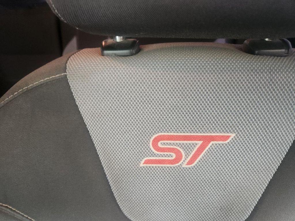 used 2018 Ford Focus ST car