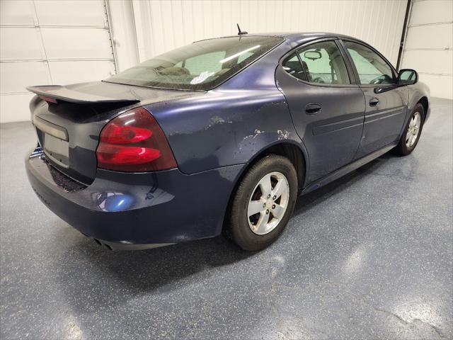 used 2007 Pontiac Grand Prix car, priced at $2,999