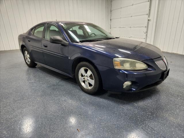 used 2007 Pontiac Grand Prix car, priced at $2,999