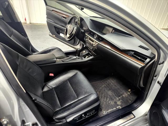 used 2013 Lexus ES 350 car, priced at $14,788