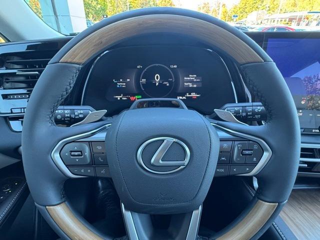 new 2025 Lexus RX 350h car, priced at $62,815