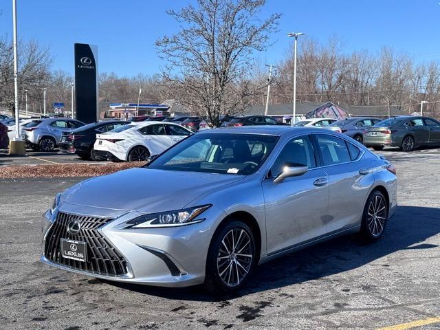 new 2025 Lexus ES 350 car, priced at $48,214