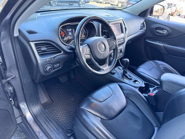 used 2019 Jeep Cherokee car, priced at $17,899