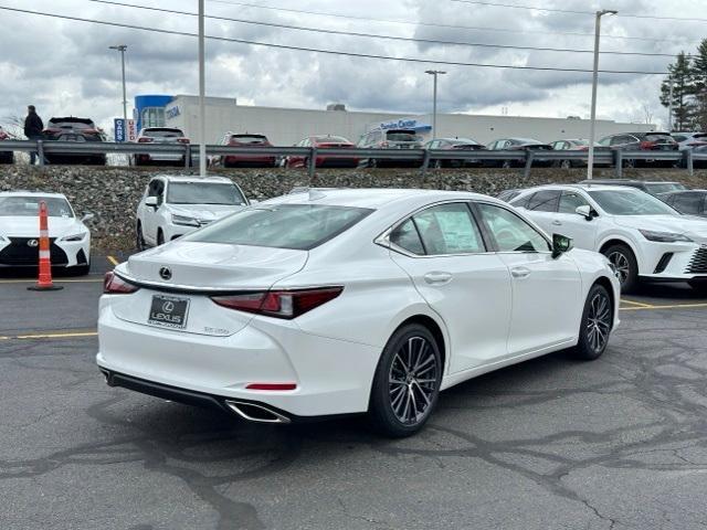 new 2024 Lexus ES 350 car, priced at $47,815