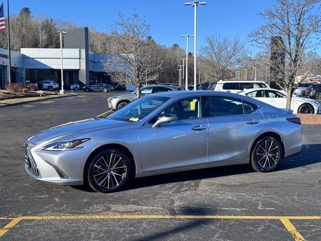 used 2024 Lexus ES 350 car, priced at $42,999