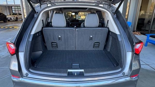 used 2023 Acura MDX car, priced at $40,999