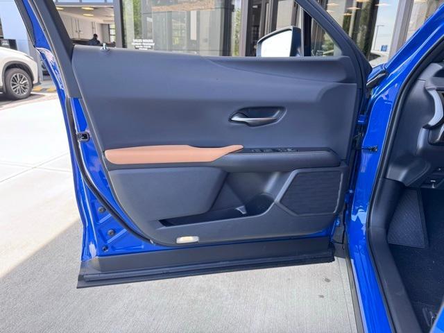 new 2025 Lexus UX 300h car, priced at $45,920