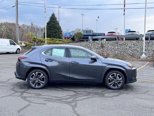 new 2025 Lexus UX 300h car, priced at $44,115