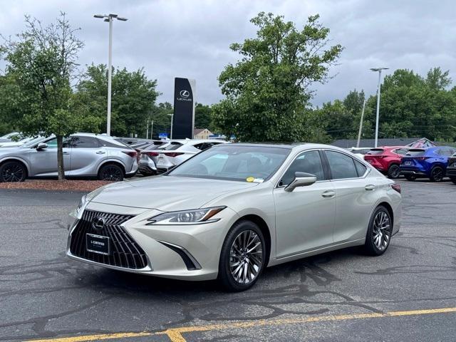 used 2025 Lexus ES 350 car, priced at $53,999