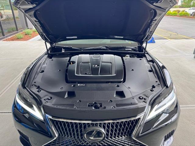 new 2025 Lexus LS 500 car, priced at $107,034