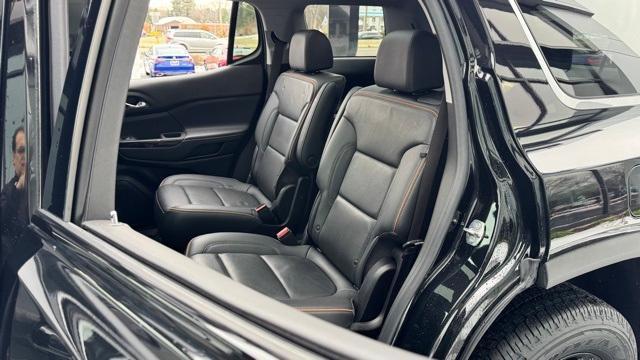 used 2022 GMC Acadia car, priced at $29,799