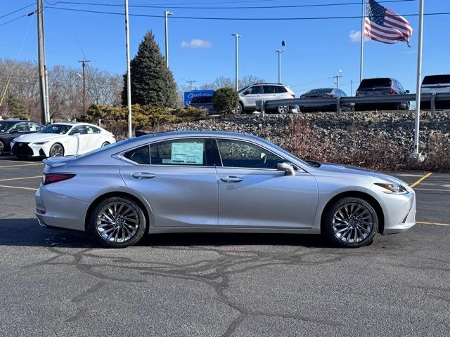 new 2025 Lexus ES 350 car, priced at $53,500