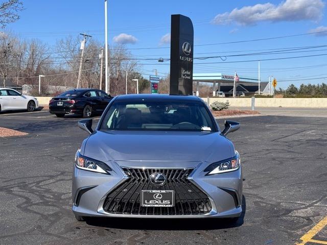 new 2025 Lexus ES 350 car, priced at $53,500