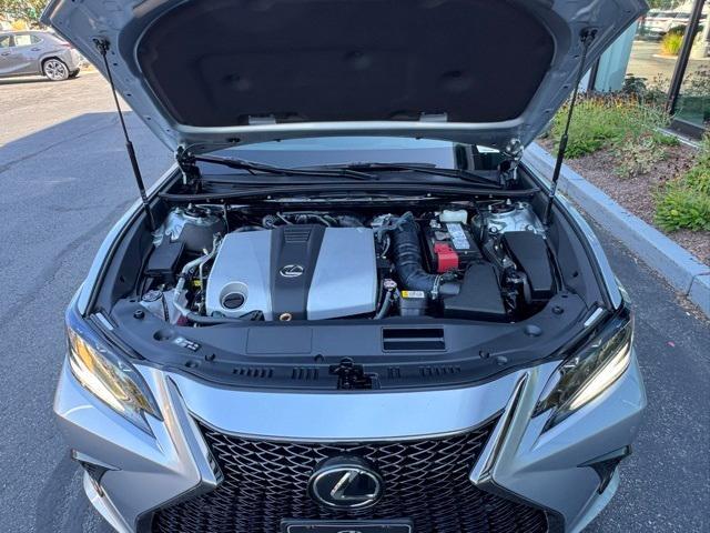new 2025 Lexus ES 350 car, priced at $53,550