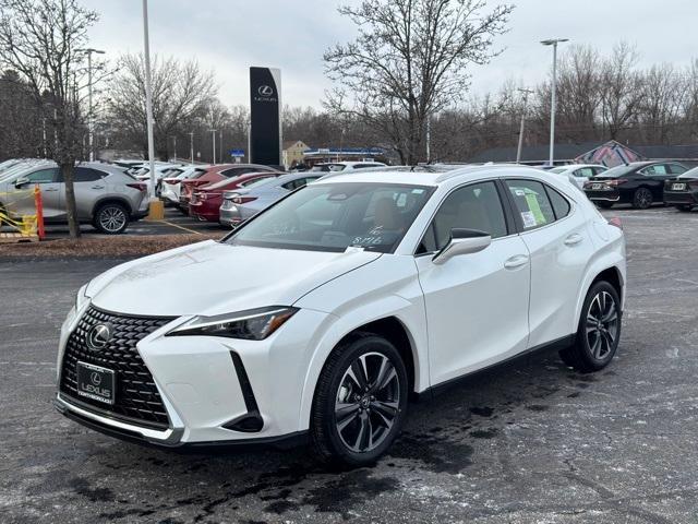 new 2025 Lexus UX 300h car, priced at $43,915