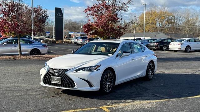 new 2025 Lexus ES 350 car, priced at $50,714
