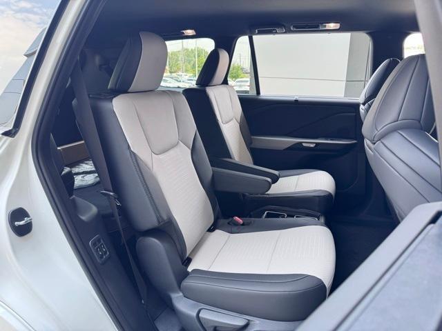 new 2025 Lexus TX 500h car, priced at $72,845