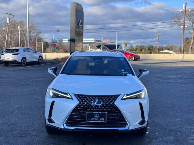 new 2025 Lexus UX 300h car, priced at $43,915