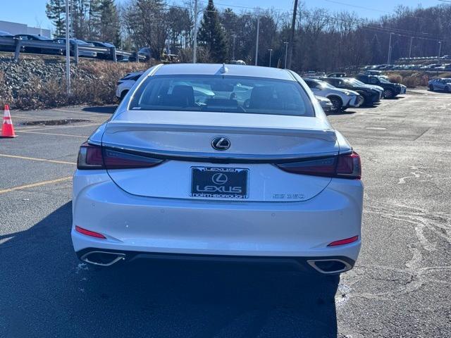 new 2025 Lexus ES 350 car, priced at $48,214