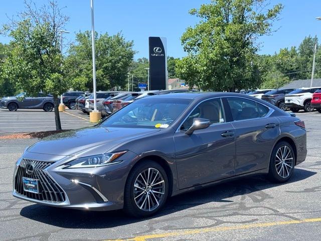used 2025 Lexus ES 350 car, priced at $45,999