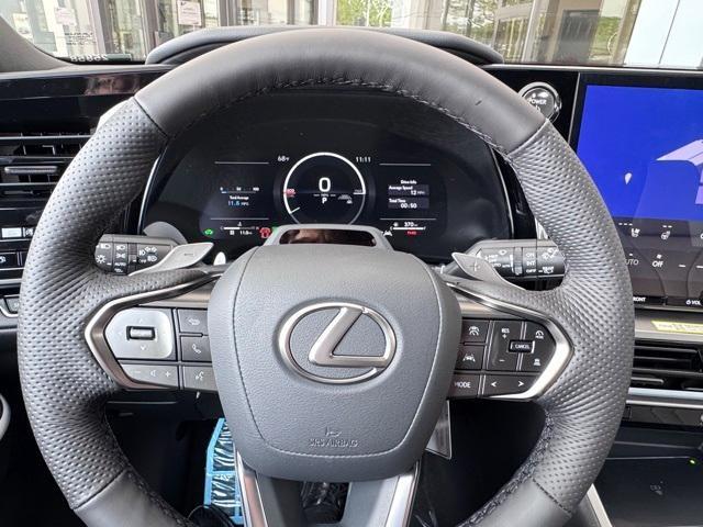 new 2025 Lexus TX 500h car, priced at $72,600