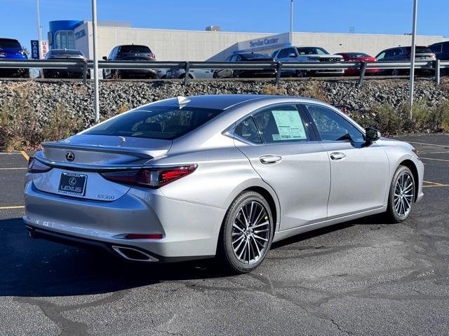 new 2025 Lexus ES 350 car, priced at $50,265