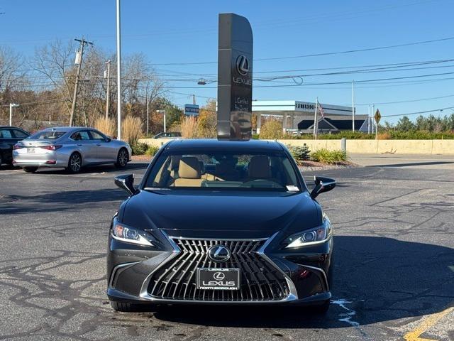 new 2025 Lexus ES 350 car, priced at $50,160