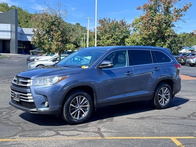 used 2019 Toyota Highlander car, priced at $28,999