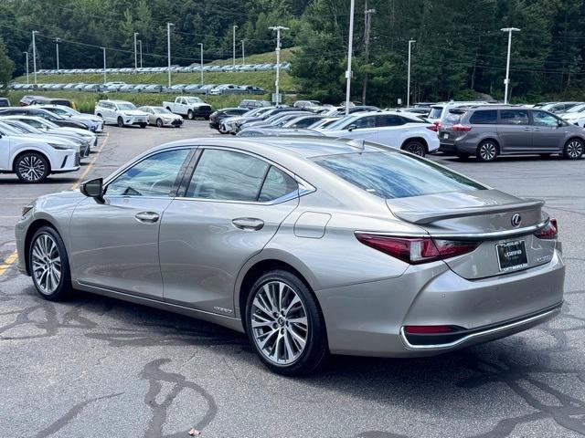 used 2021 Lexus ES 300h car, priced at $31,999