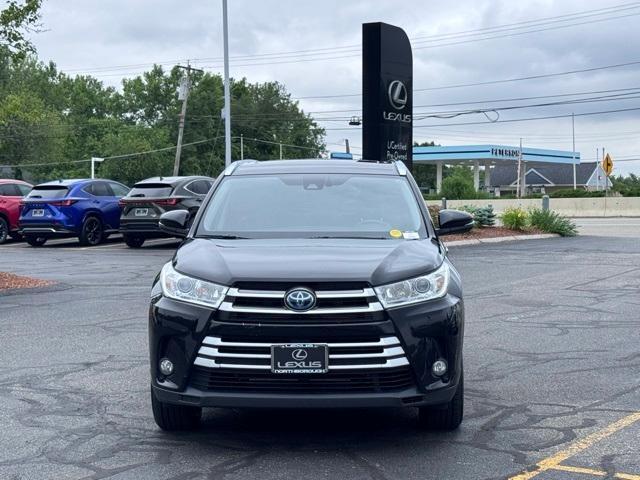 used 2019 Toyota Highlander Hybrid car, priced at $25,499