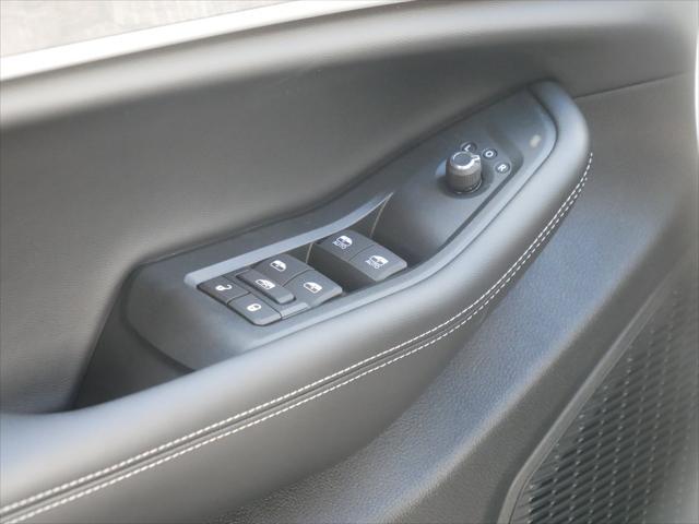 new 2025 Jeep Grand Cherokee car, priced at $43,065
