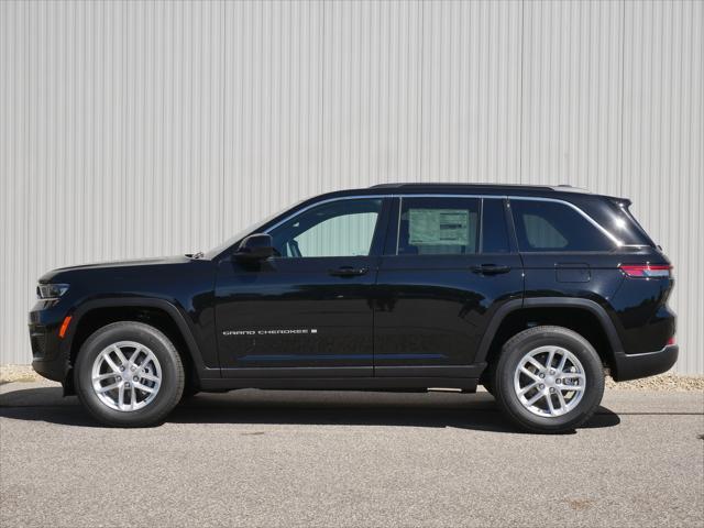 new 2024 Jeep Grand Cherokee car, priced at $35,182