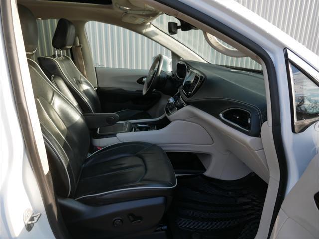 used 2021 Chrysler Pacifica car, priced at $28,982