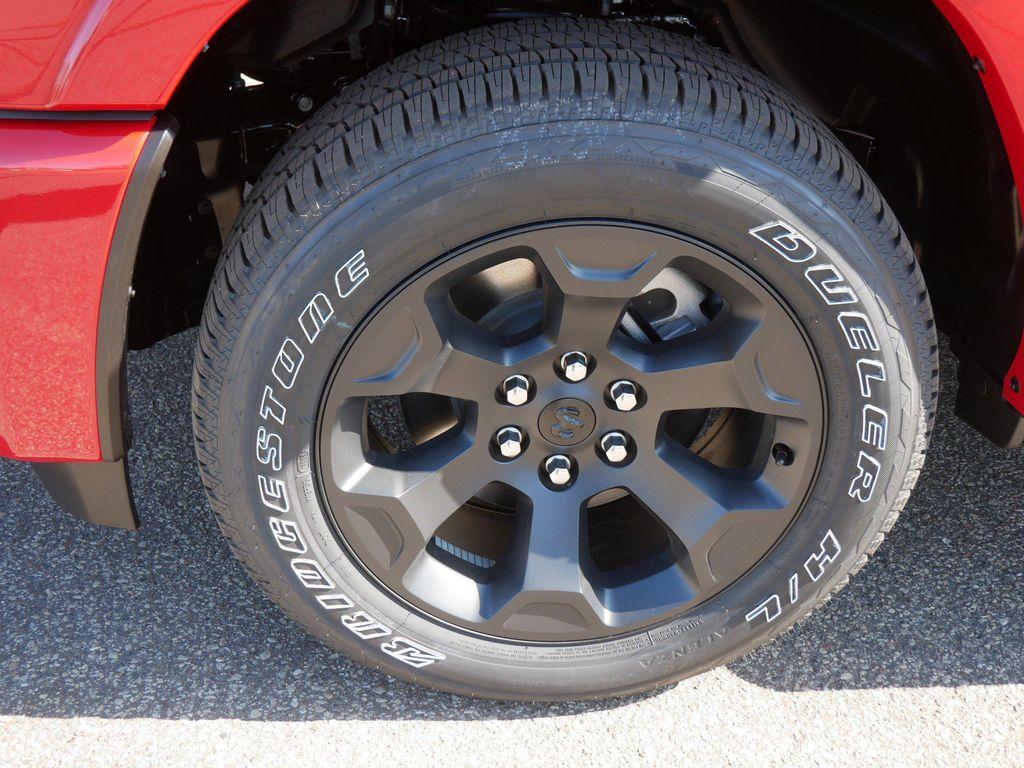 new 2025 Ram 1500 car, priced at $48,523