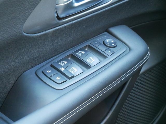 new 2025 Chrysler Pacifica car, priced at $41,132